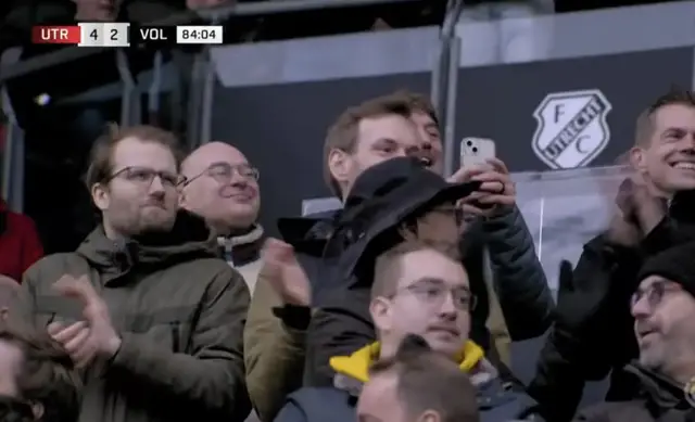 Samenvatting FC Utrecht - FC Volendam 4-2 (alle goals)