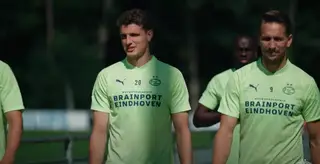 De eerste openbare training van PSV mét internationals