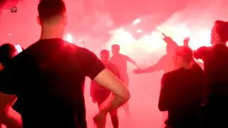 Heldenonthaal voor promoverend Almere City