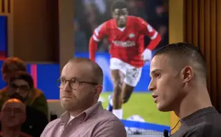 Afellay over contract Babadi: "God op blote knieën danken"