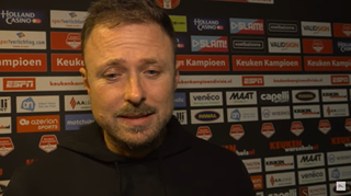 FC Dordrecht-trainer boos op arbitrage na verlies tegen ADO Den Haag